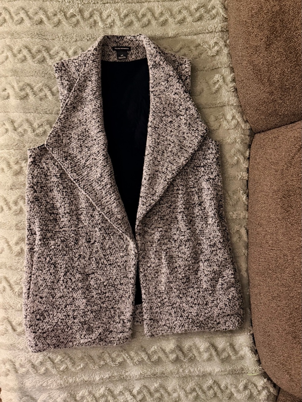 Club Monaco Black + Grey vest Size Small.